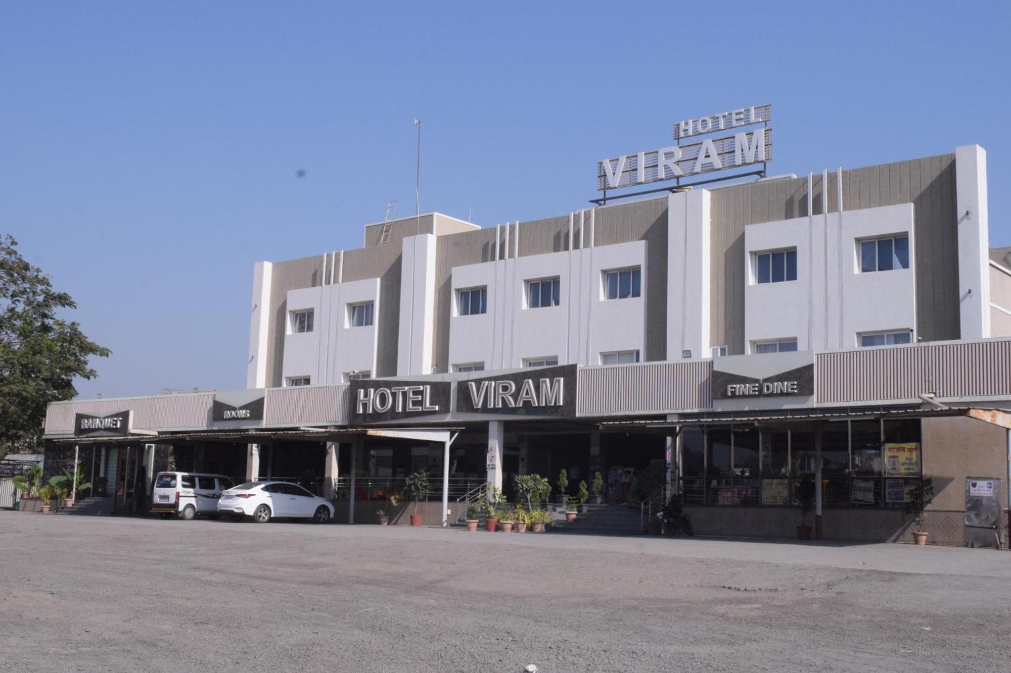 Hotel Viram Pardi Exterior photo